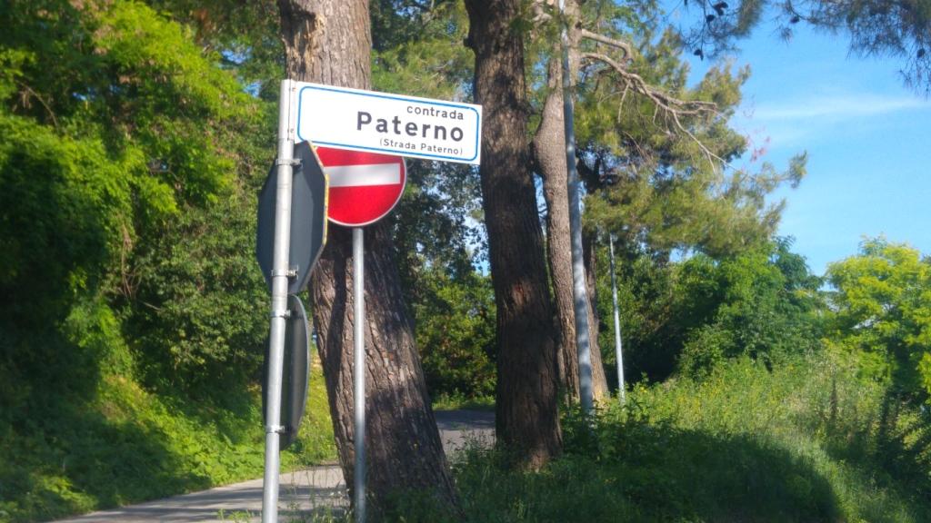 Strada Paterno pericolosa, <br> le buche ormai sono voragini <span> (Foto)