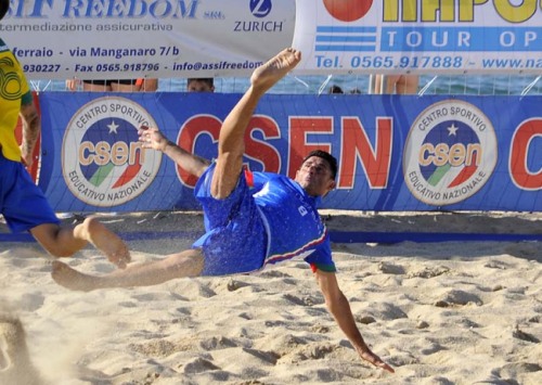 Tempo di Beach Soccer, <br> al via la tappa della Serie Aon: <br> trenta partite in programma <br> alla Globo Beach Arena