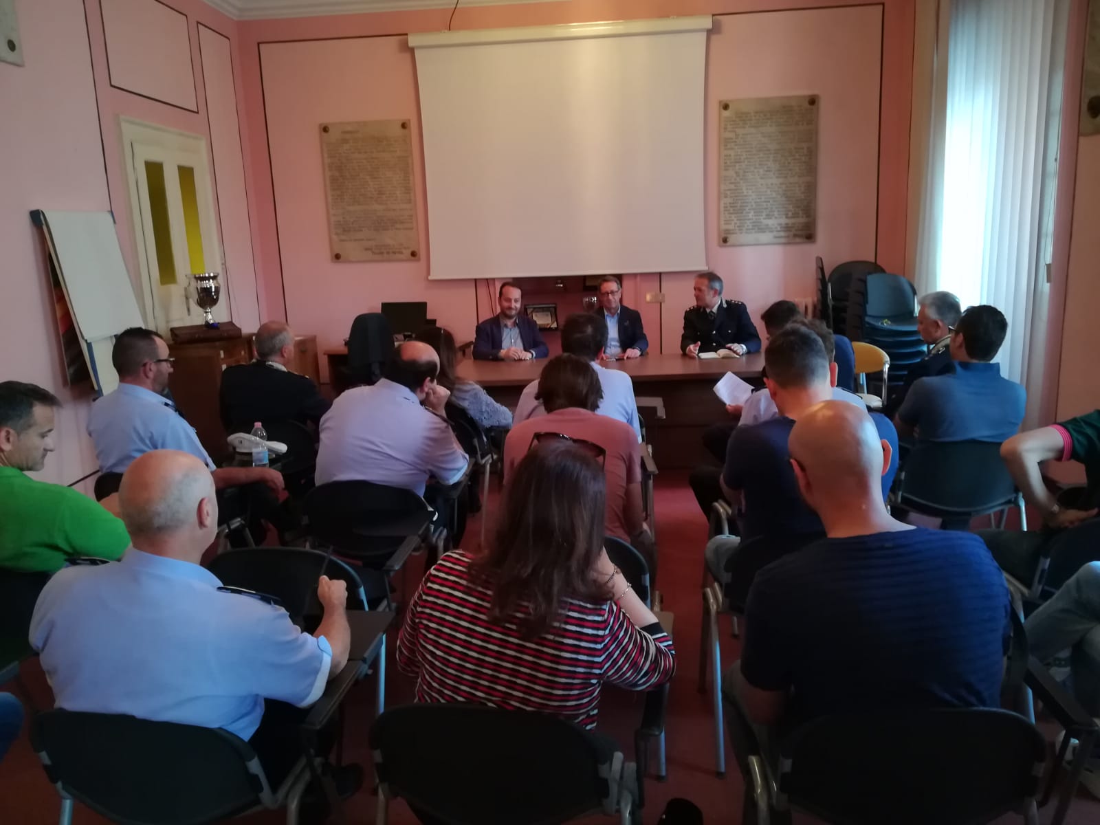Estate sicura, summit tra Piunti <br> e gli uomini della Polizia Municipale