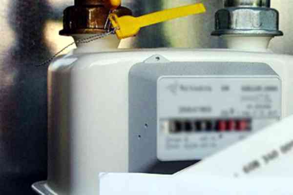 Tagliano il gas a un terremotato, <br> ha rifiutato di pagare le spese fisse: <br> «Chi sta nelle Sae è esentato»