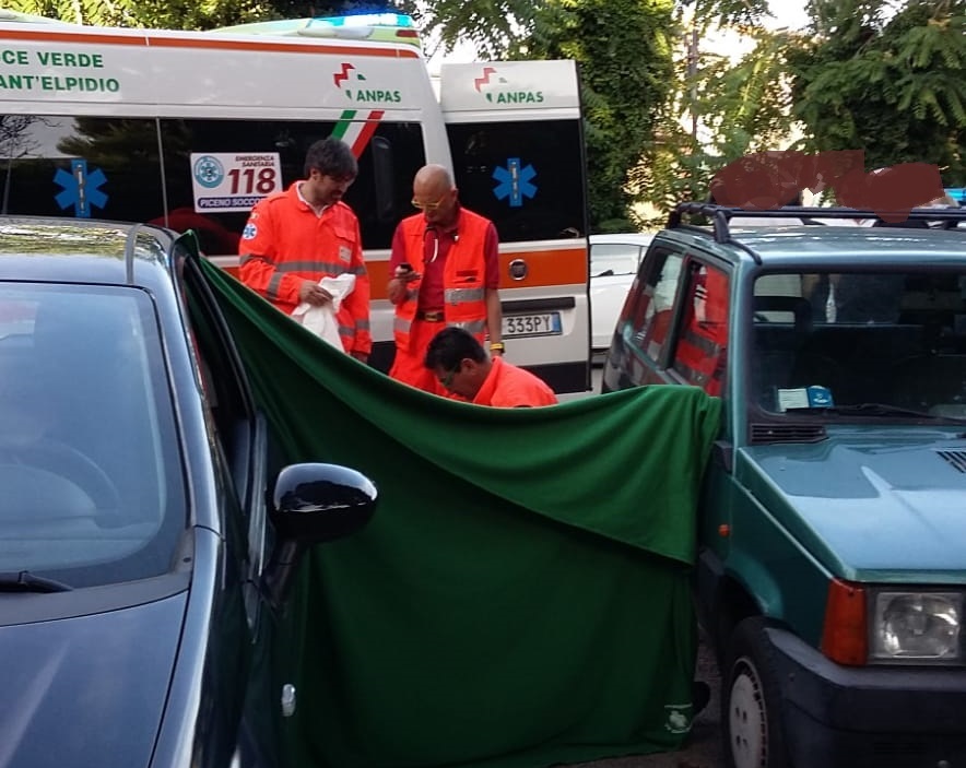 Dramma a Porto Sant’Elpidio, <br> 52enne trovato privo di vita <br> tra le auto parcheggiate