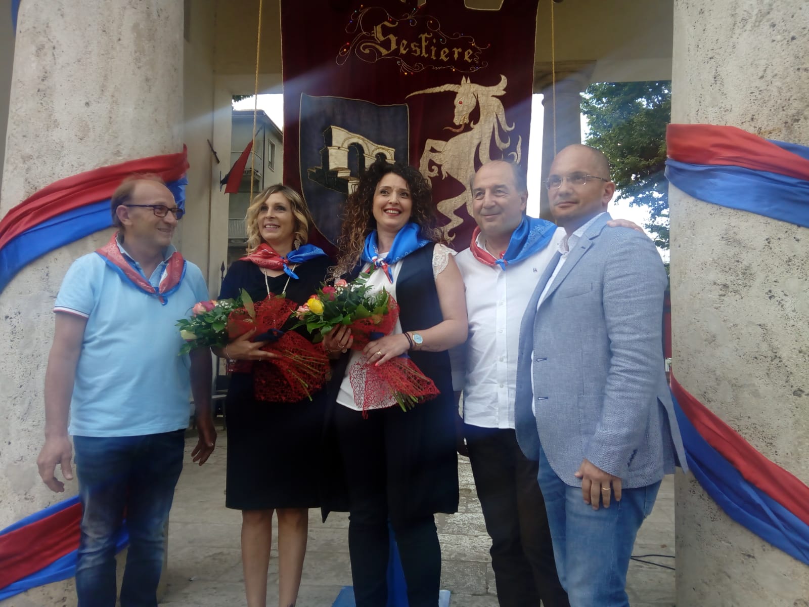 Nuovo giardino di Sestiere <br> e dame in grande spolvero: <br> serata di festa a Porta Romana <br> (Foto)