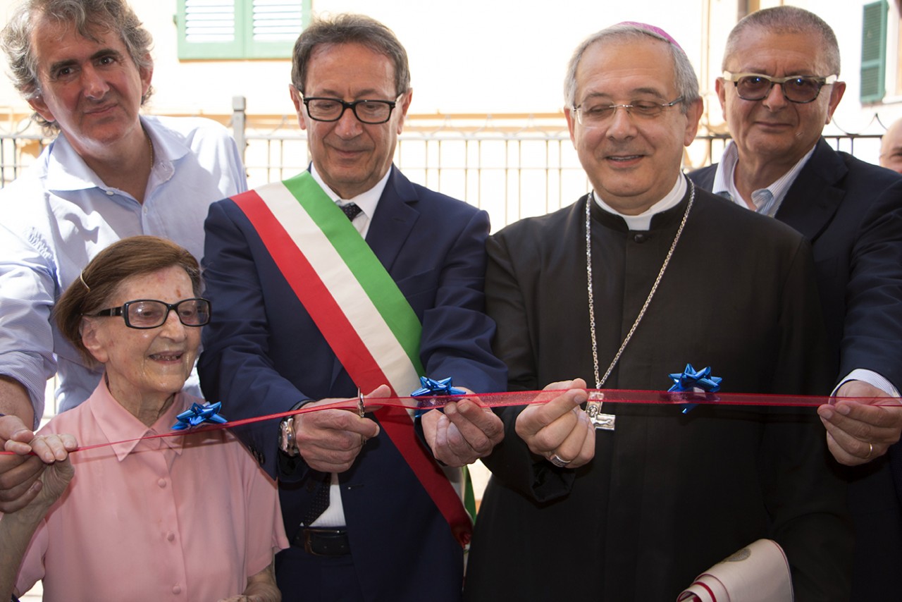 Il Santa Gemma brilla ancora <br> Inaugurati i locali della storica comunità