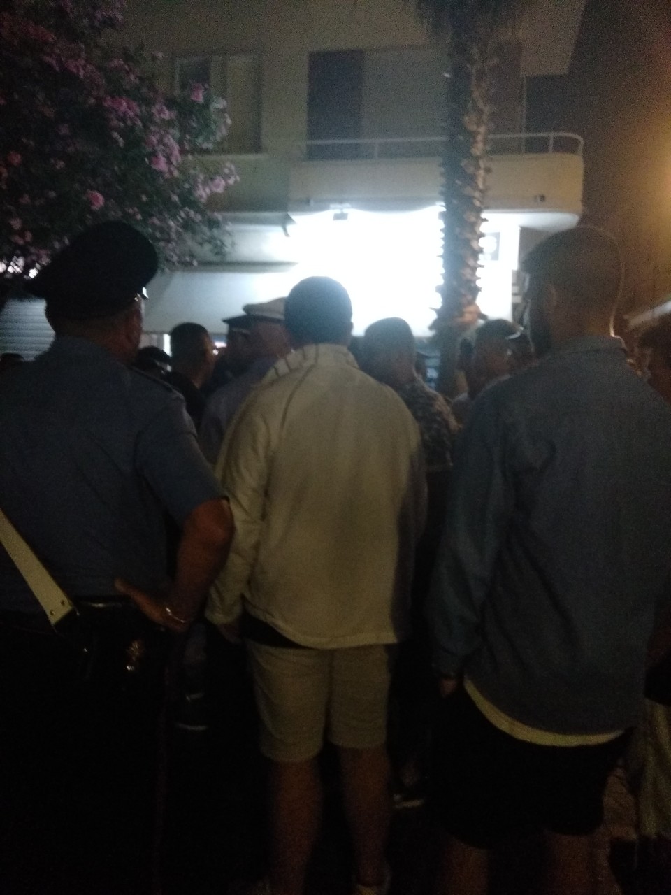 San Benedetto, provano a rapinarlo <br> ma è un pugile: <br> intervengono i Carabinieri