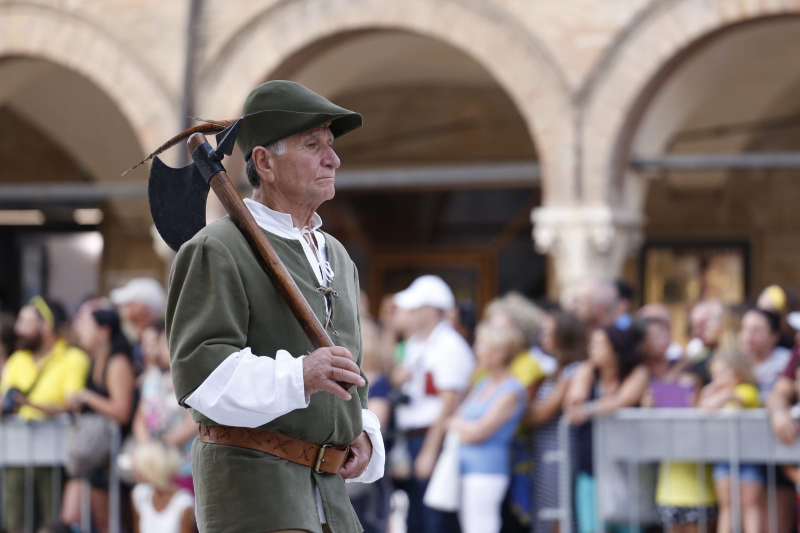 Bellezza, storia e coraggio <br> Il corteo della Quintana non delude <br> <span> La fotogallery </span>