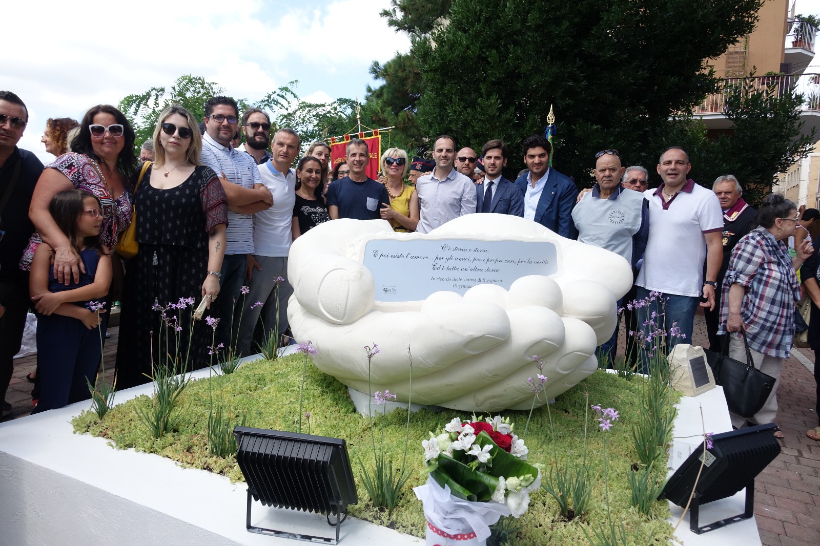Inaugurato a Chieti il monumento<br> per le vittime della tragedia di Rigopiano <br> <span> (Foto e video) </span>