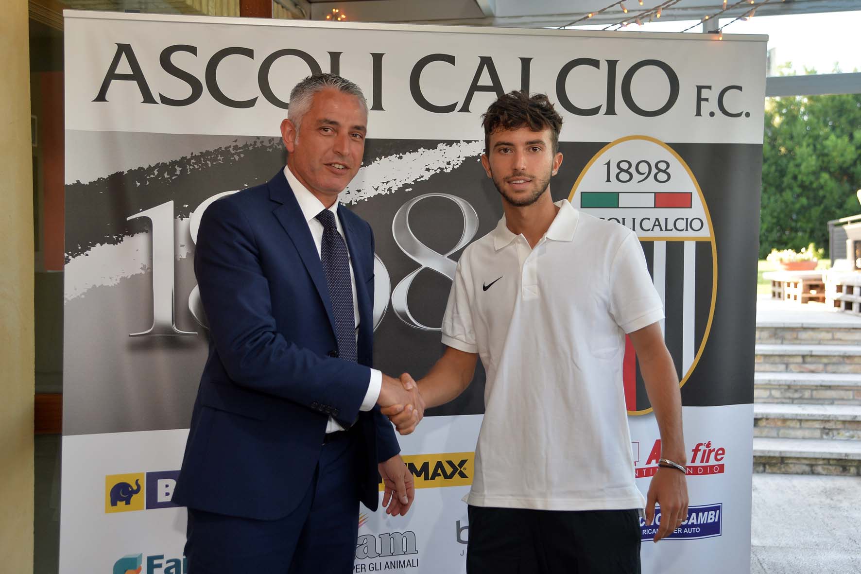 Ascoli, ufficiale: in prestito dalla Roma <br> arriva il laterale mancino Valeau