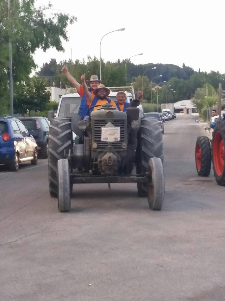 Trebbiatura e saltarello, <br> due giorni di festa a Colli