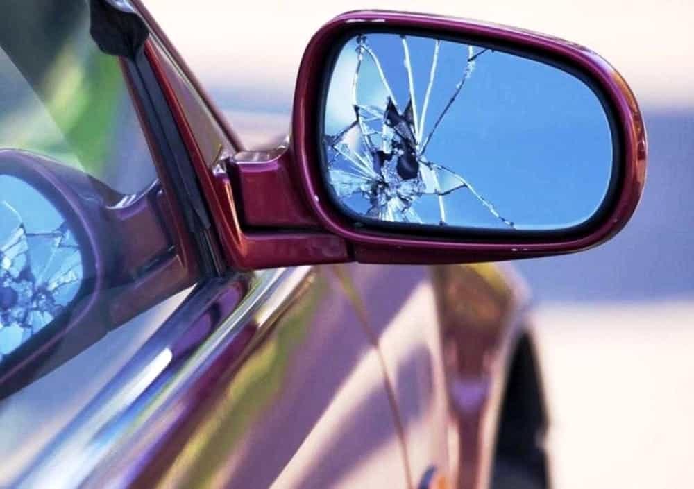 Truffa dello specchietto, <br> una banda opera in città <br> Diversi automobilisti raggirati