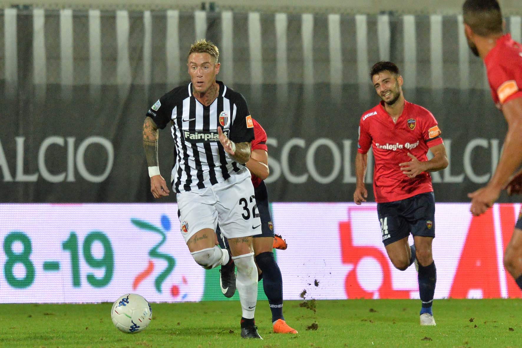 Brosco salva l’Ascoli in zona Cesarini <br> Contro il Cosenza finisce 1-1