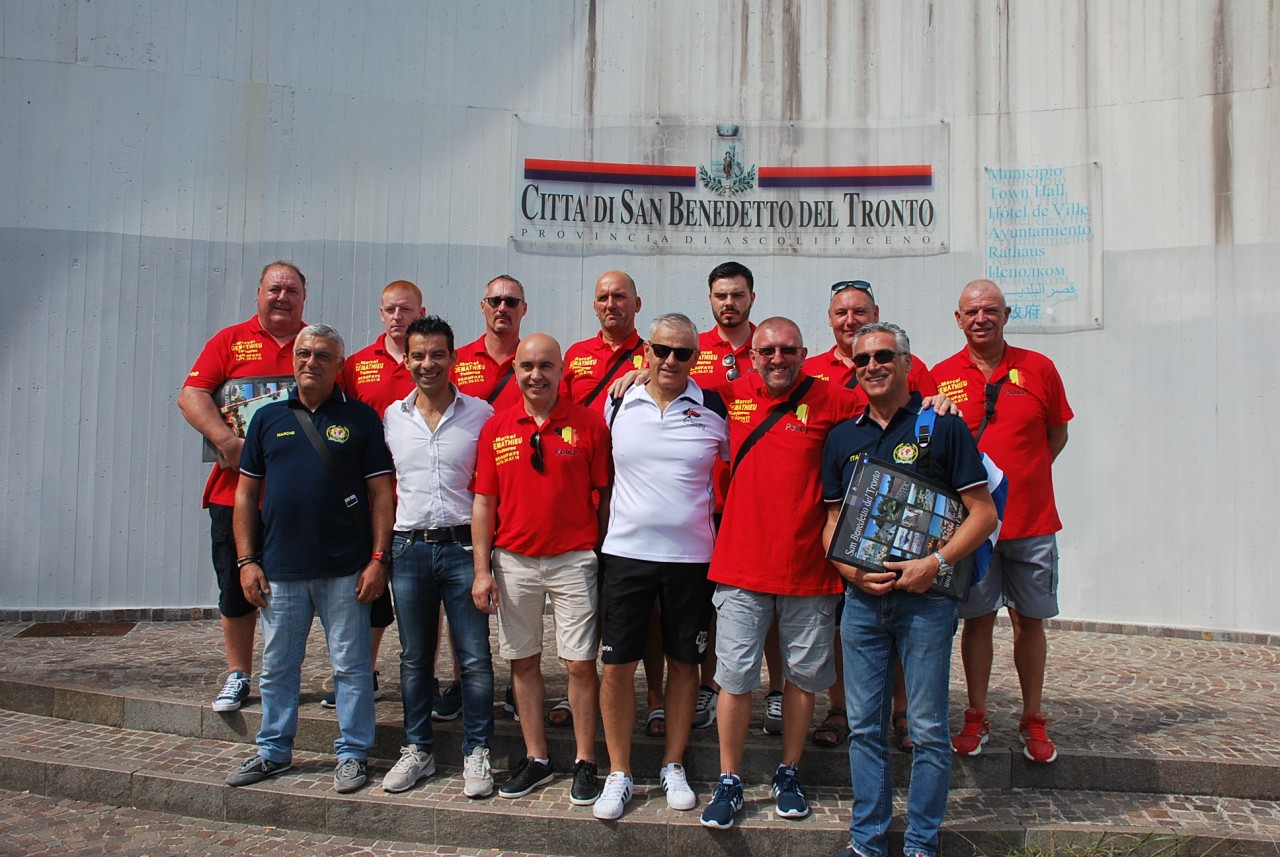 Forze di polizia in campo <br> per il torneo internazionale <br> di calcio al Centro Eleonora