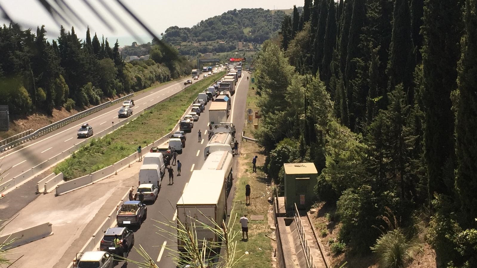 Caos viabilità, Confindustria <br>chiede un tavolo urgente: <br> «Servono terza corsia e Mezzina»