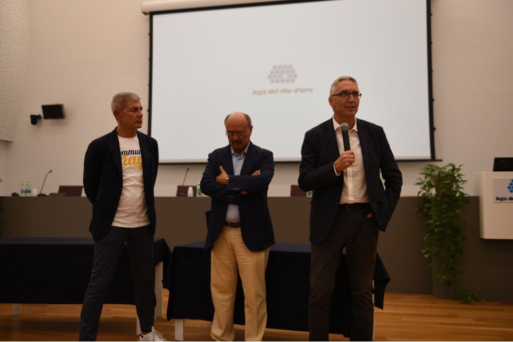 Futuro della Whirlpool, partita a scacchi <br> tra azienda, sindacati e istituzioni