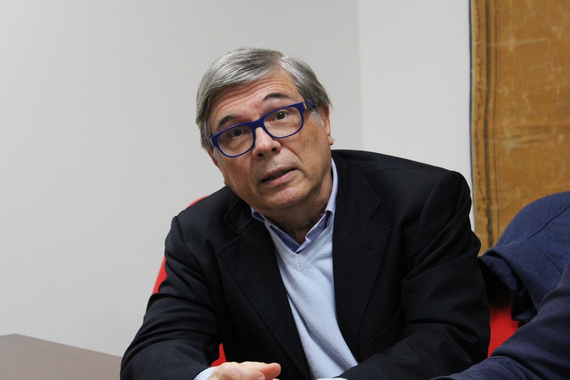 Vaccini, primario scrive a Mattarella: <br> «Una minoranza di cittadini incompetenti<br> non può dettar legge»