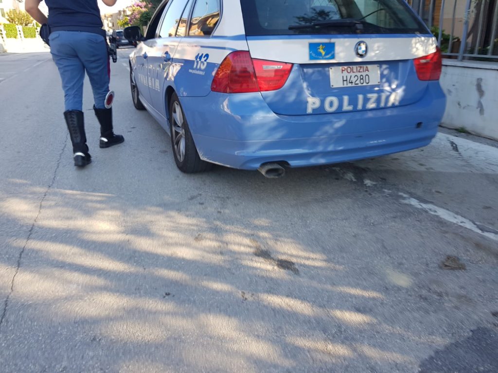 Investe una donna e poi scappa, <br> caccia al pirata con la Mercedes
