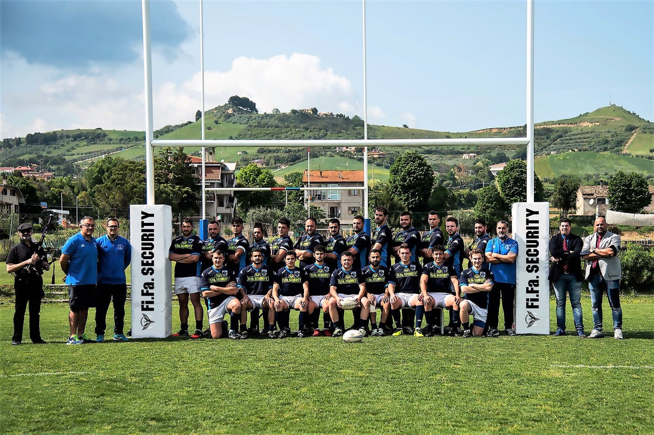 Genitori e figli rugbisti <br> grazie anche a “Fi.Fa Security”