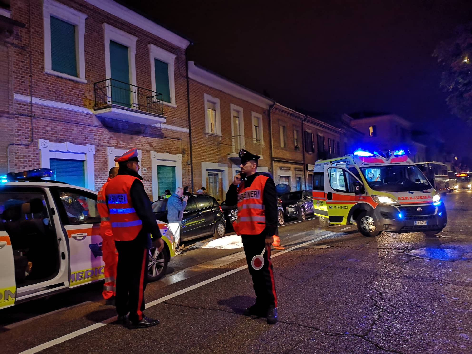 Investimento sulle strisce pedonali, <br> pensionato muore per salvare la moglie