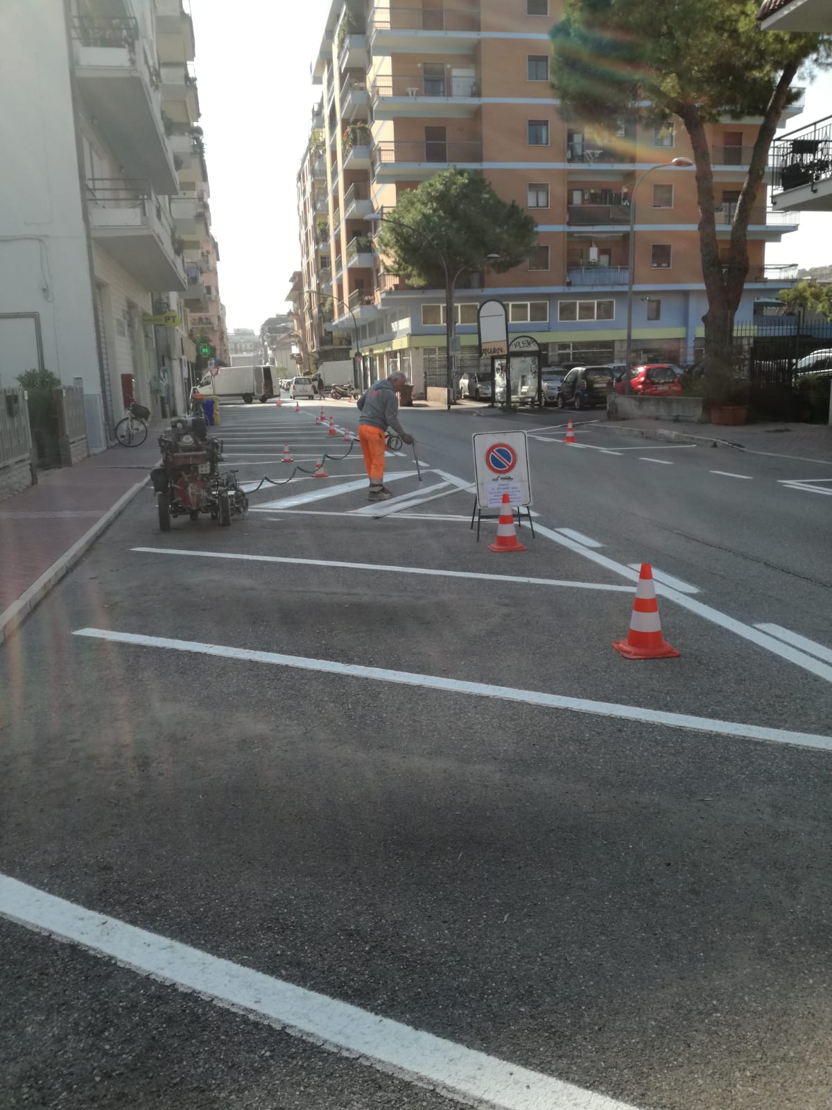 Cambia la viabilità <br> in via D’Azeglio, <br> lavori in corso in zona Ascolani