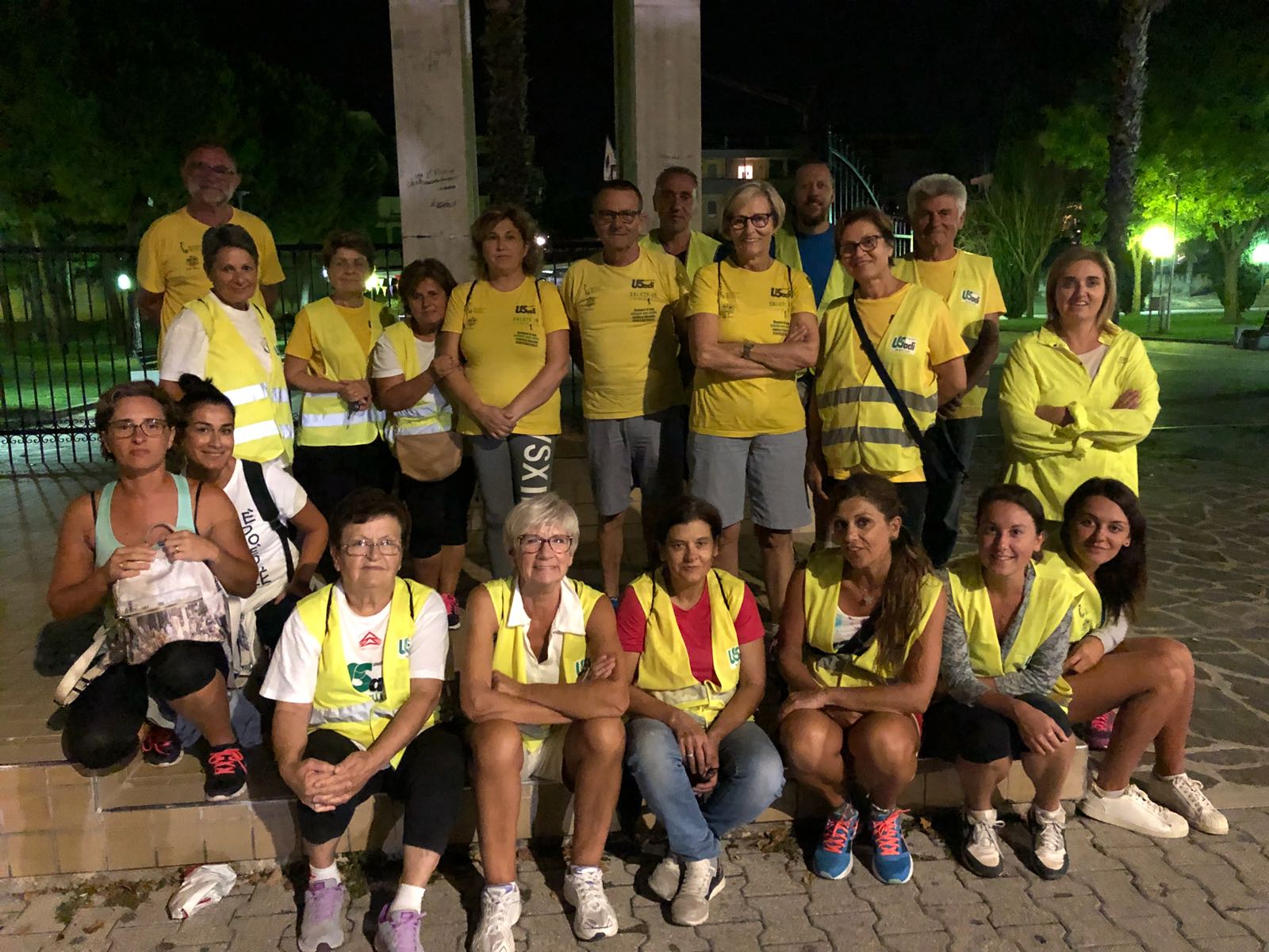 Un martedì con camminate, <br> burraco, arti marziali e yoga