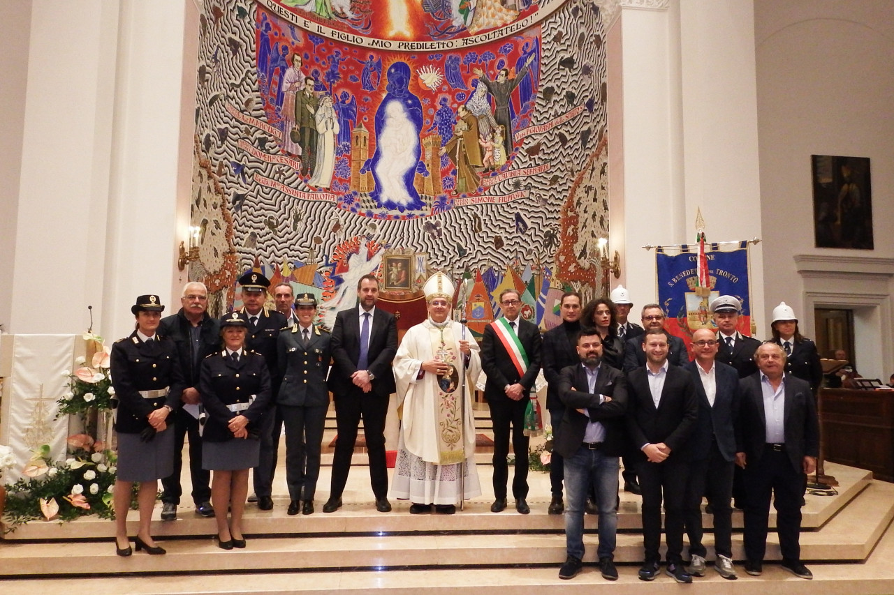 Riapre la Cattedrale Diocesana, <br> una comunità in festa <br> <span> (Tutte le foto)