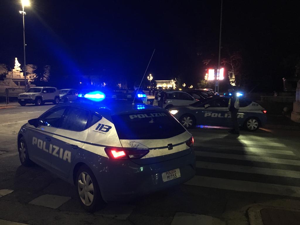 Deciso giro di vite sulle strade <br> con 70 pattuglie e 140 poliziotti