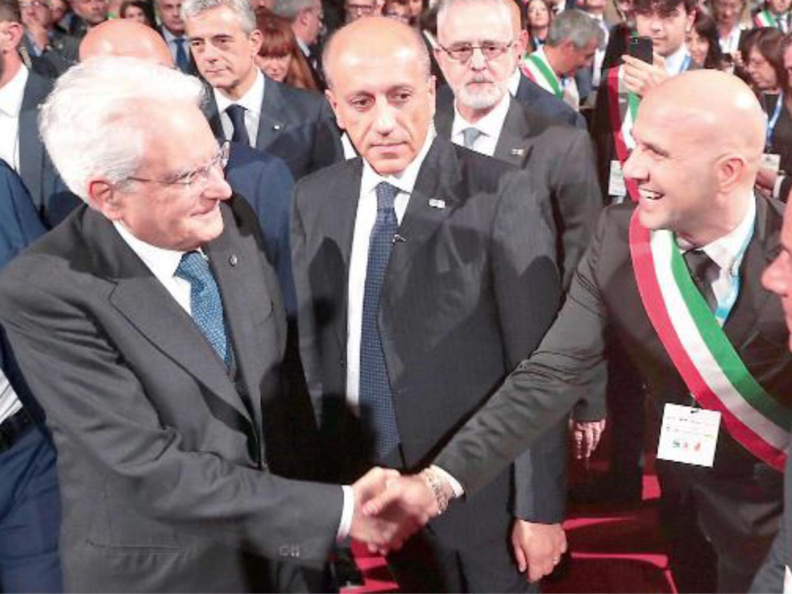 Lucciarini all’assemblea dell’Anci: <br> «Basta tagli ai Comuni»