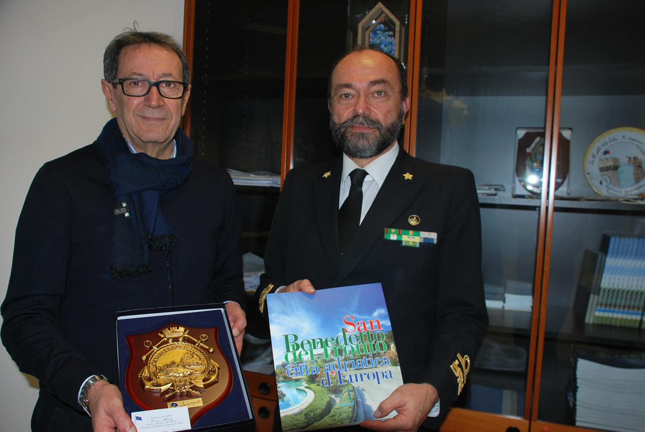 Il contrammiraglio Moretti da Piunti <br> Un confronto sul futuro dell’approdo