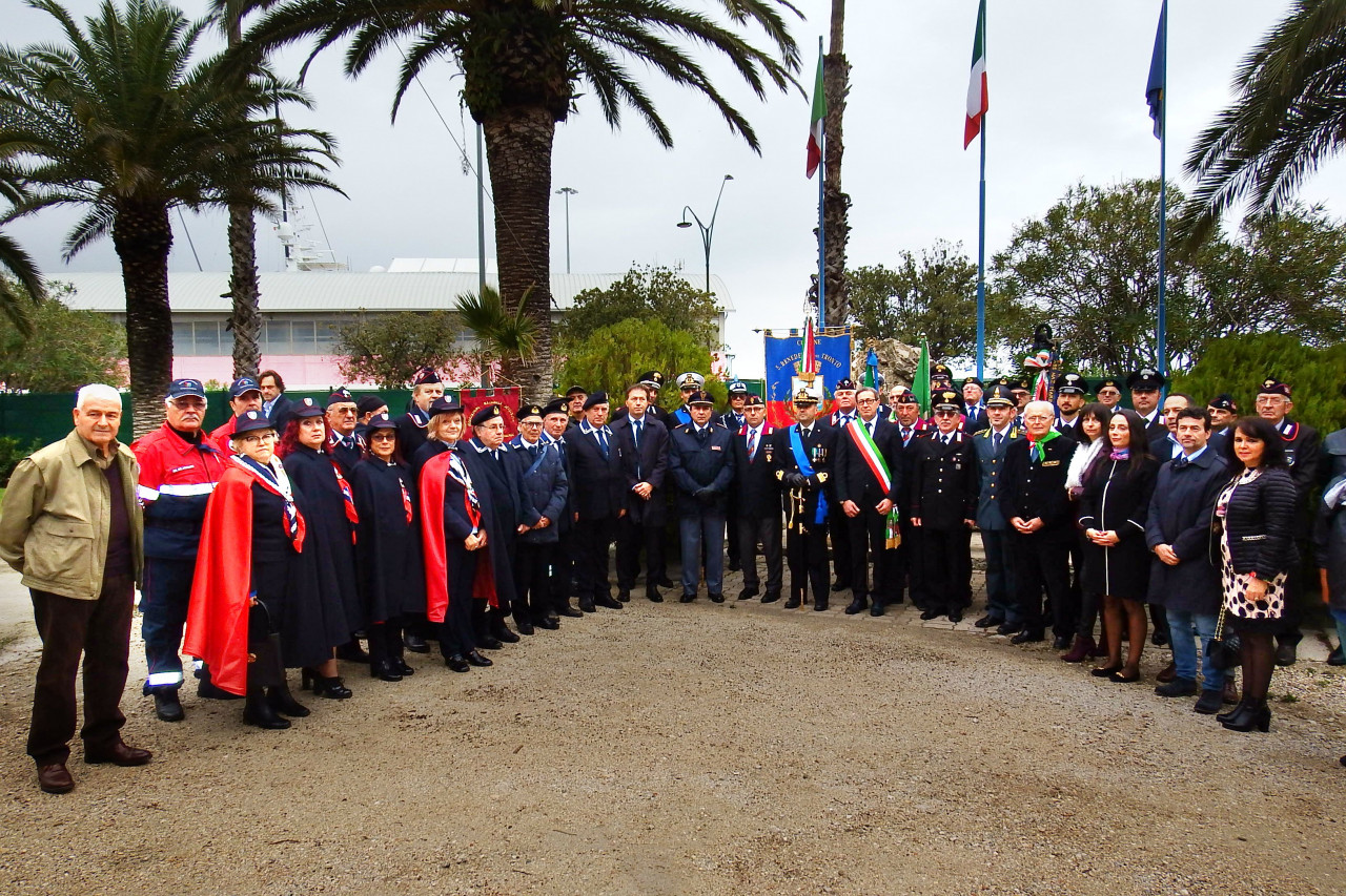 Un 4 Novembre con polemica <br> per l’assenza di Provincia e Regione
