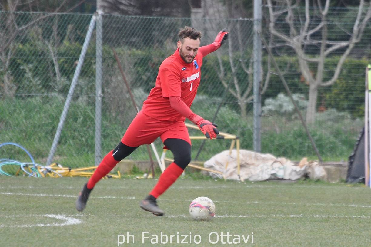 Stangoni firma il successo (1-2) <br> dell’Atletico Azzurra Colli <br> con il Chiesanuova