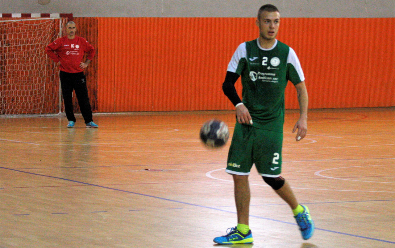 Acuto HC Monteprandone: <br> disco rosso (36-28) <br> per la capolista Teramo