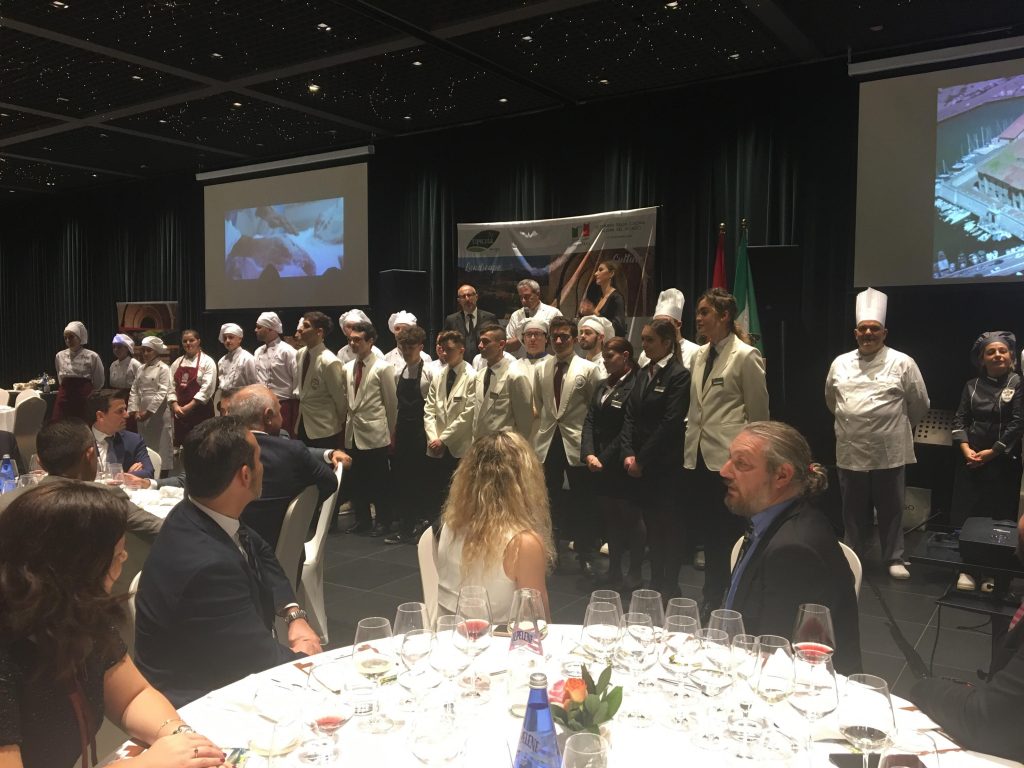 Al Plaza di Tirana la cena <br> di gala di Tipicità: <br> le Marche fanno faville <span>(Foto)</span>