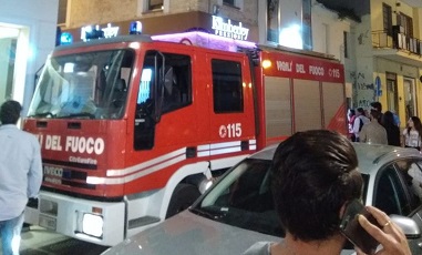 Tre incidenti nella notte, <br> un’auto capottata: feriti lievi