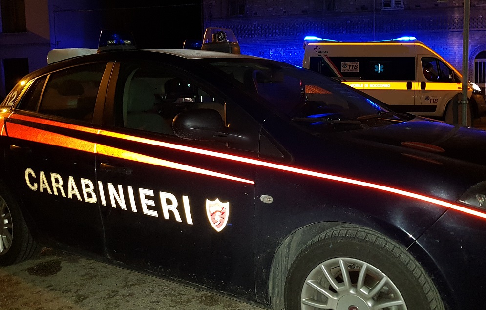 Tragedia: un 60enne <br> si toglie la vita in cantina