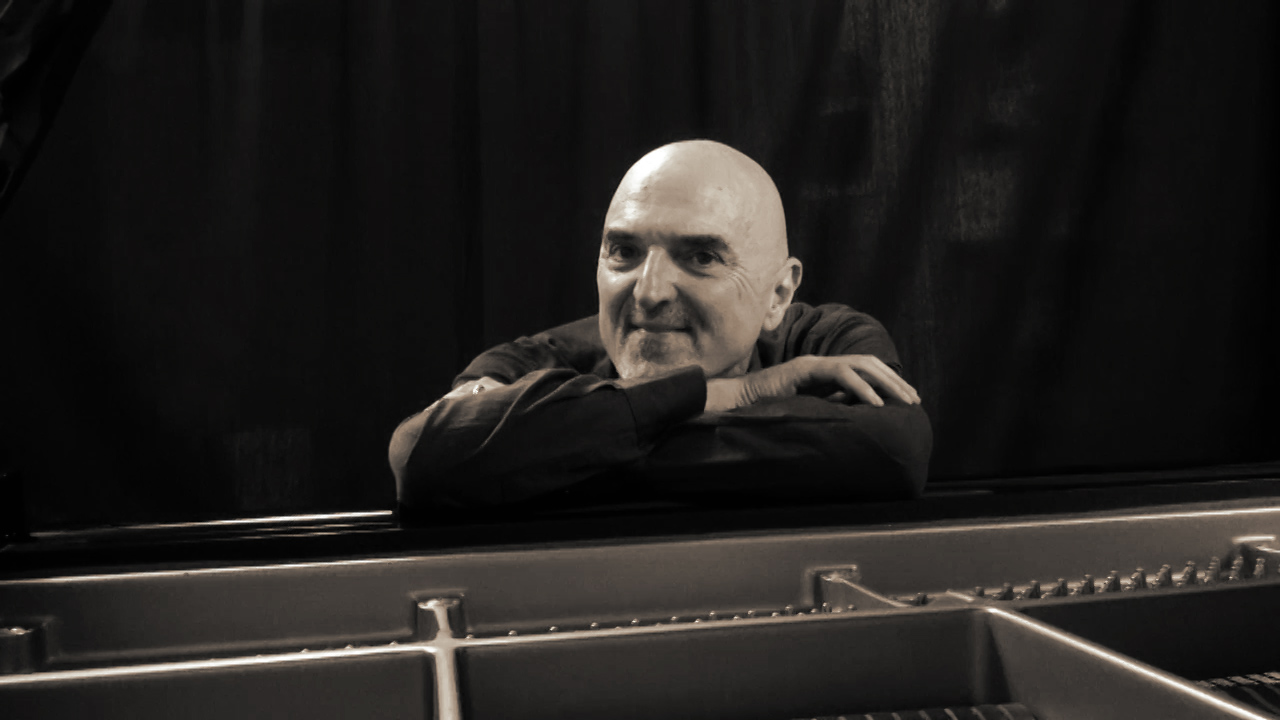 Si viaggia intorno alla terra <br> col piano di Fausto Bongelli