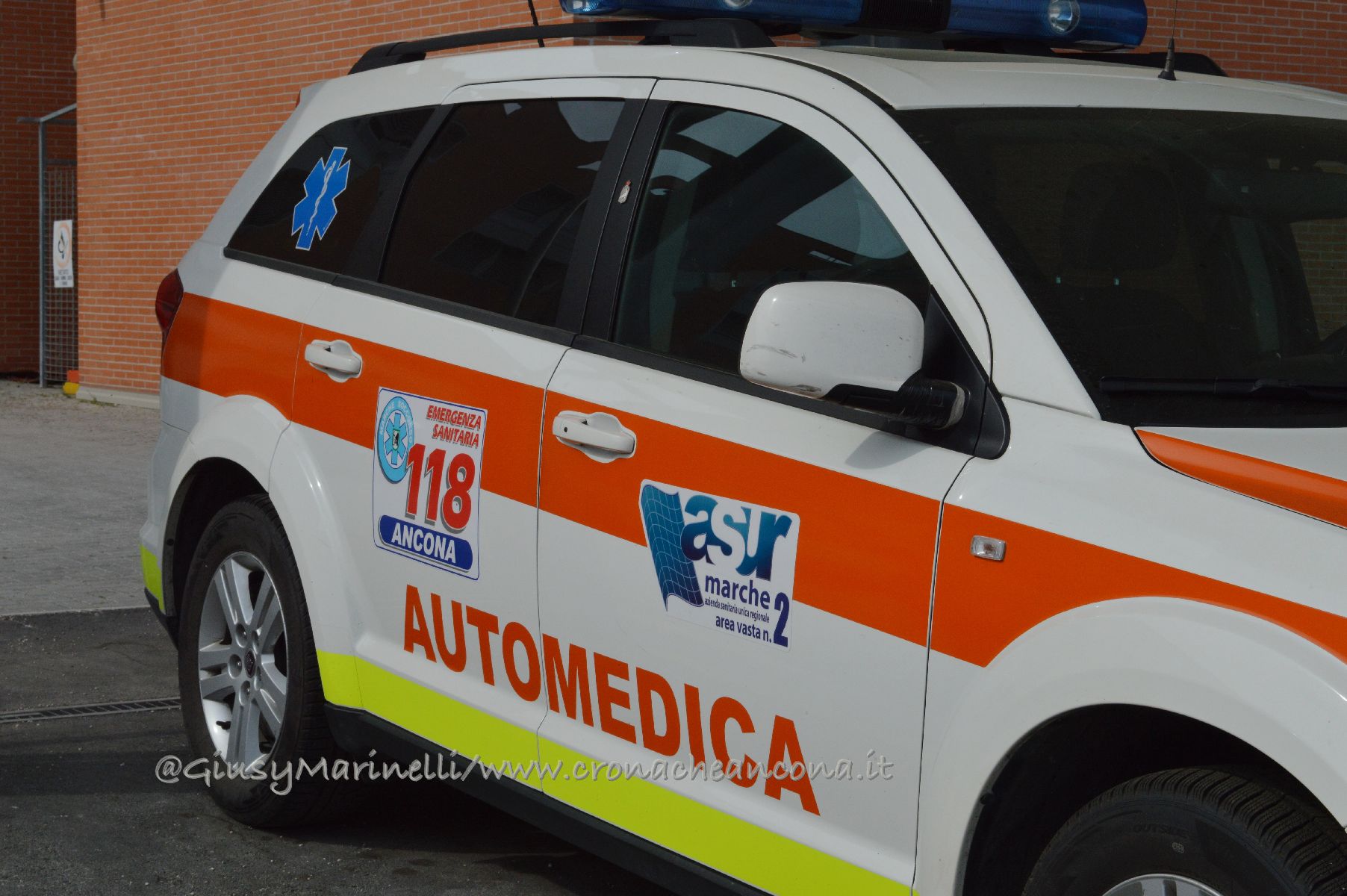 Infarto durante la partita, <br> 37enne grave al Torrette