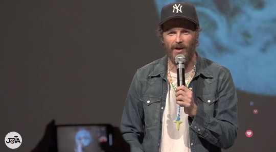 Jovanotti e Saturnino <br> a Lido di Fermo il 3 agosto <br>L’artista: «Il Jova Beach party, <br> villaggio di musica in spiaggia»