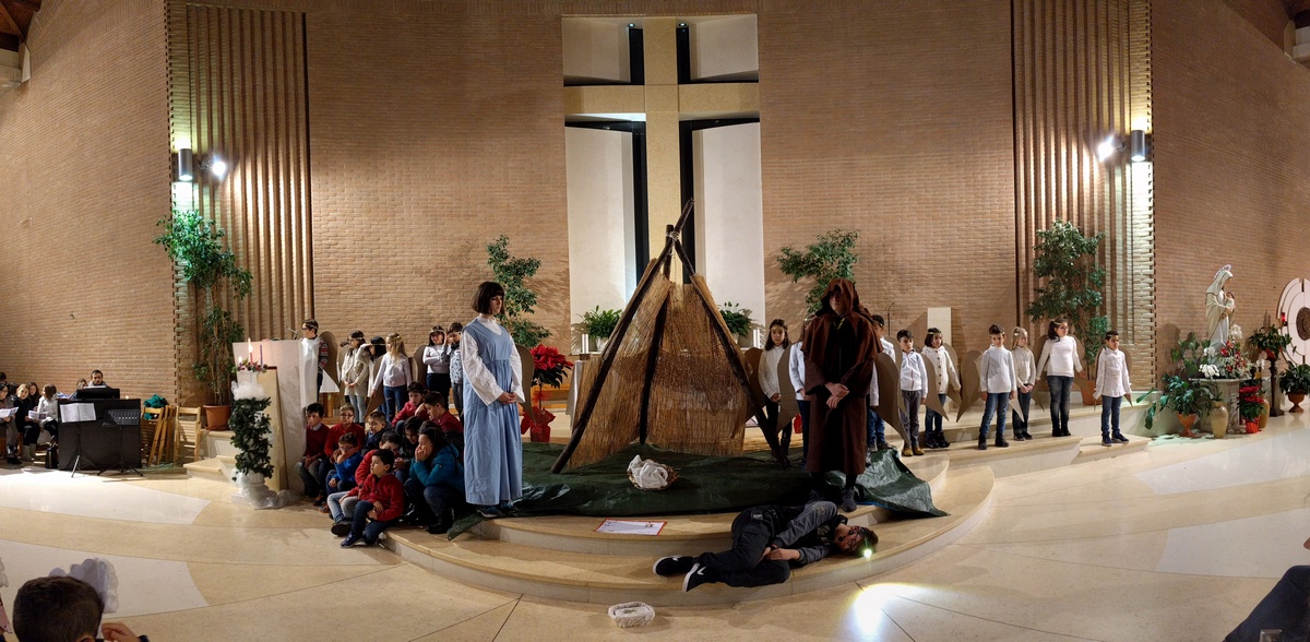 Presepe vivente animato <br> da tutti i gruppi parrocchiali