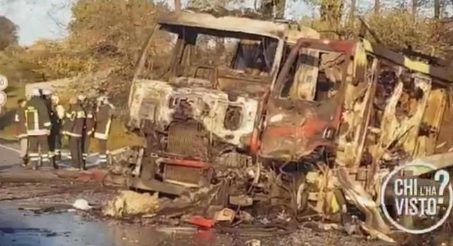Tragedia sulla Salaria prima di Roma: <br> esplode autocisterna di Gpl, <br> due morti tra cui un pompiere