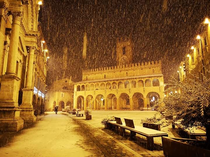 Maltempo, neve nell’entroterra <br> Situazione monitorata <br> da Polizia Stradale e Anas