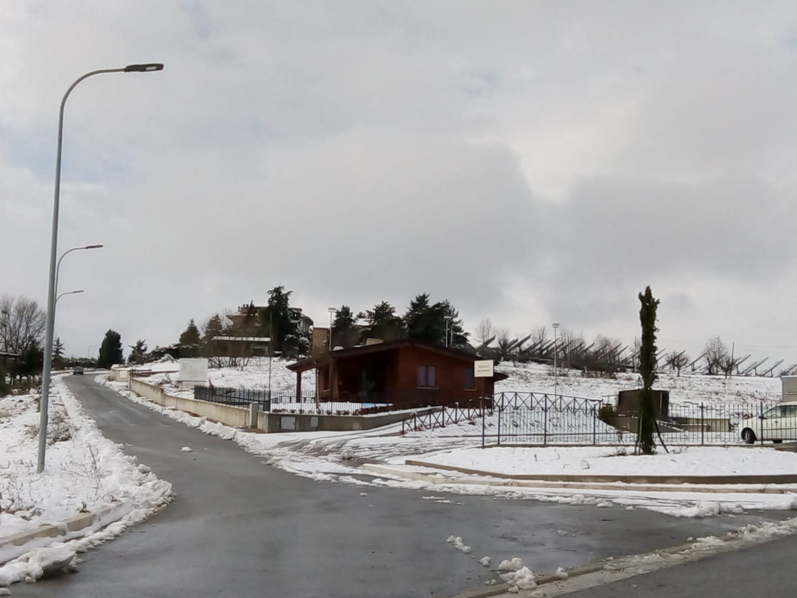 Neve: scuole chiuse <br> a Offida, Ripatransone <br> Force, Castignano e Montefiore <br> Monitorata la Statale Salaria <span> (Le foto)