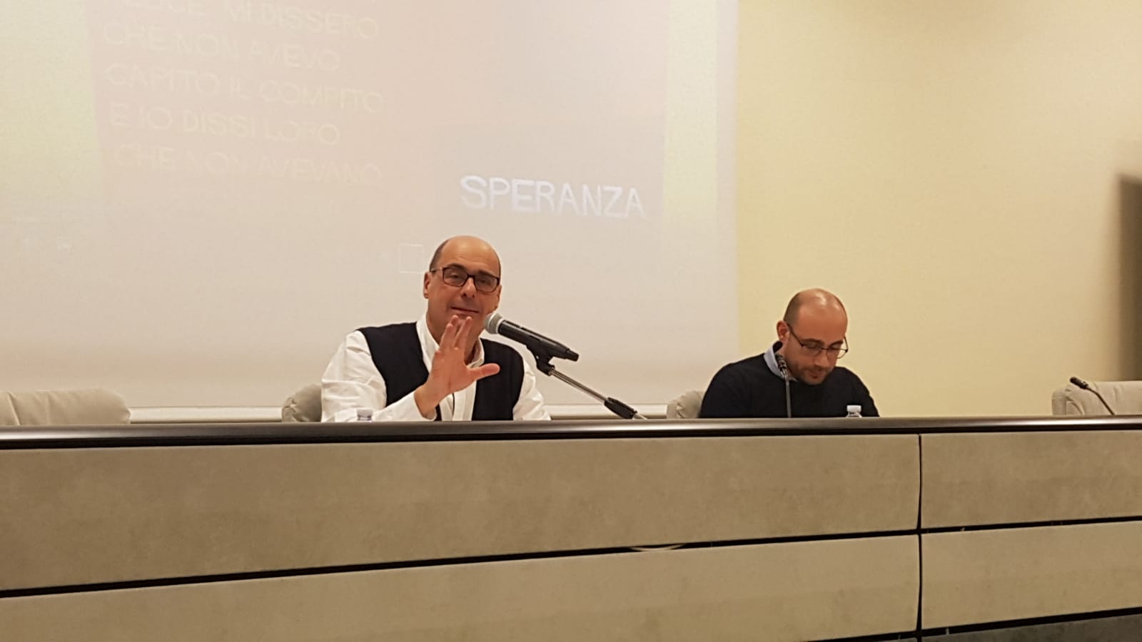Le primarie del Pd: <br> Zingaretti stravince nel Piceno (68,2%) <br> Hanno votato in 4.426, tutti i risultati
