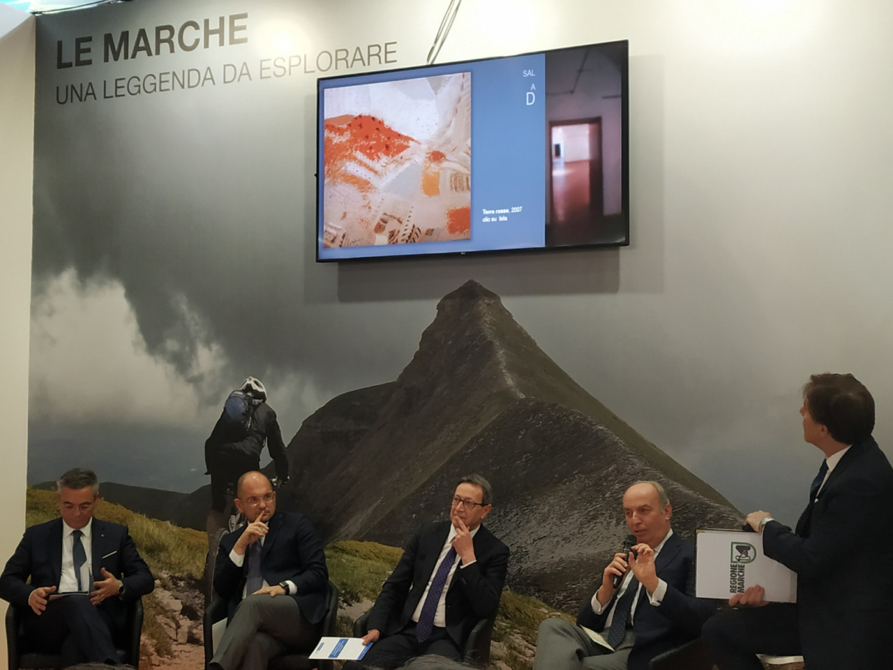 La mostra di Tullio Pericoli, <br> grande interesse alla Bit <br> Parte la campagna <br> di comunicazione nazionale