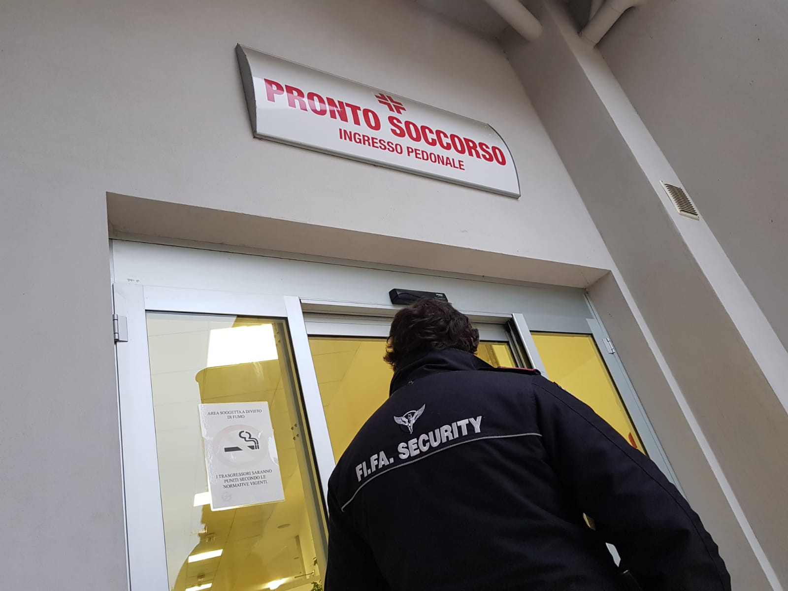 Sparisce il portafoglio della dottoressa, <br> lo ritrovano Fifa Security e Polizia