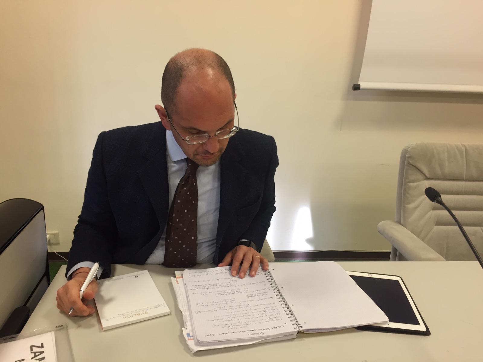 L’allarme di Castelli: «Attacco ad Ascoli», <br> Piunti: «Da noi più popolazione» <br> La montagna vuole più servizi