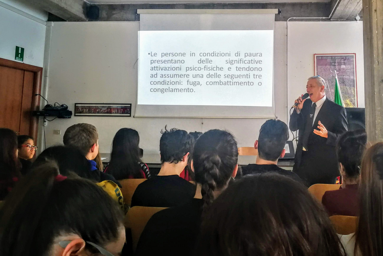 Sicurezza partecipata, <br> una lezione speciale <br> per gli studenti del “Leopardi”