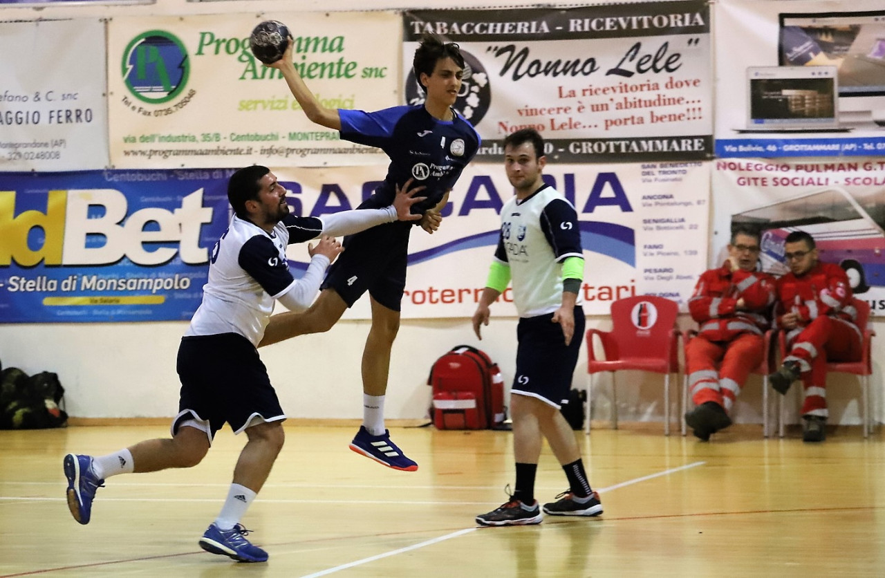 HC Monteprandone, <br> agevole vittoria (26-35) a L’Aquila