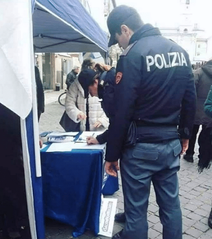 polizia-ascoli-firme-salvini