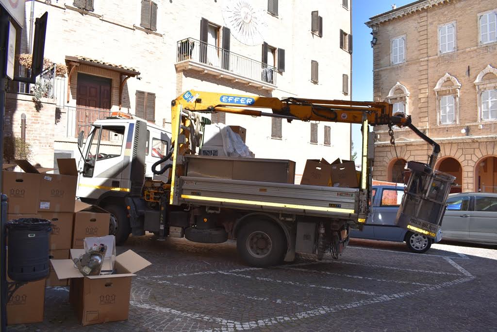 Il centro storico brilla <br> grazie ai lampioni a led