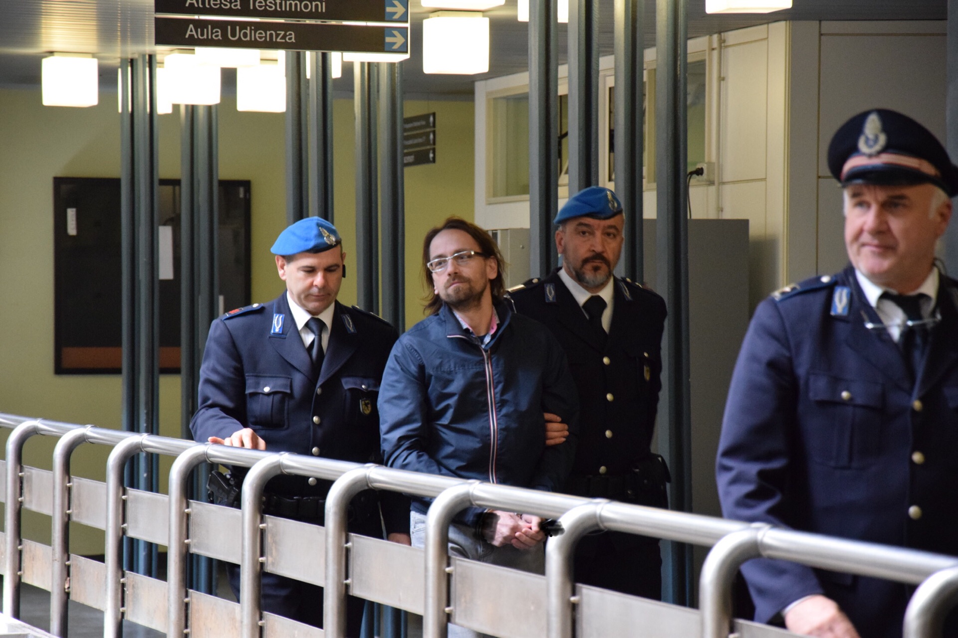 Donne infettate con l’Hiv, <br> Pinti condannato a 16 anni e 8 mesi <br> Oltre 400.000 euro alle parti civili