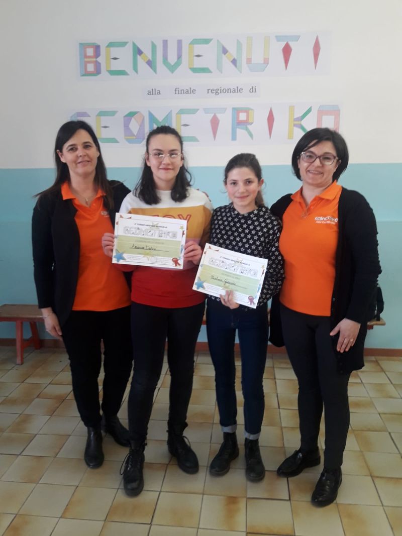 Due studentesse di Comunanza <br> trionfano alla gara di geometria